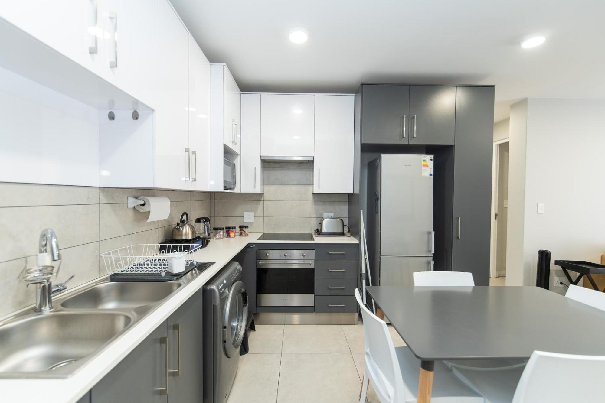 Cozy Modern Apartment At Bellamare Port Elizabeth Eksteriør bilde