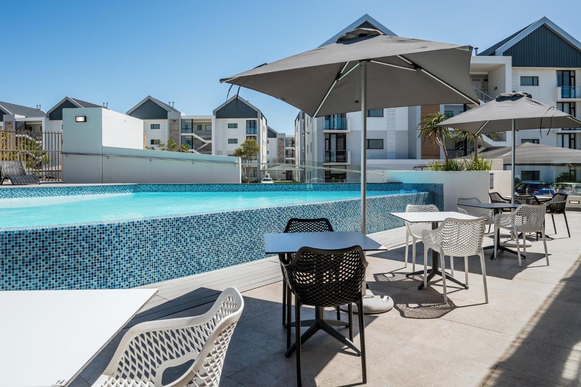 Cozy Modern Apartment At Bellamare Port Elizabeth Eksteriør bilde